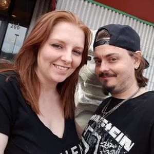 Meet your Posher, Fallon